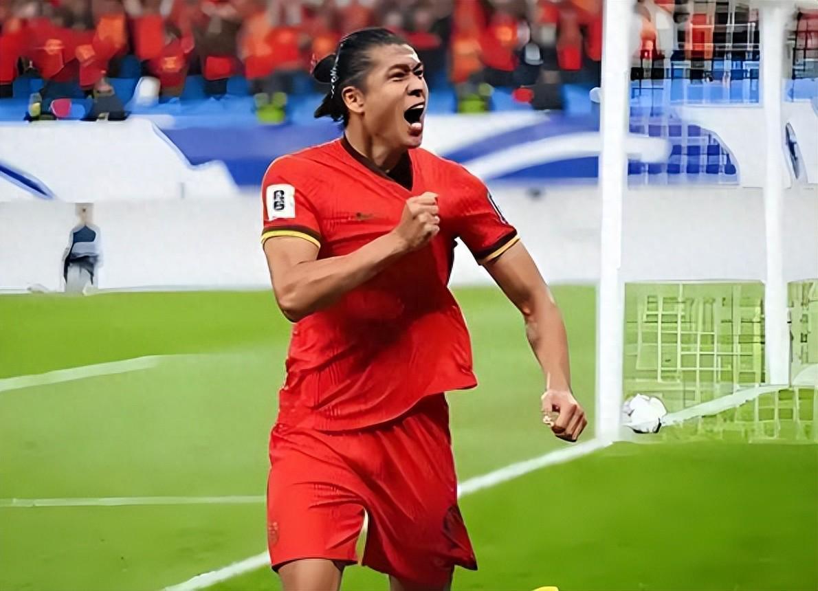 开云体育下载-邵佳一国足3月份集训名单预测，6位王牌成免检国脚，李昊领衔